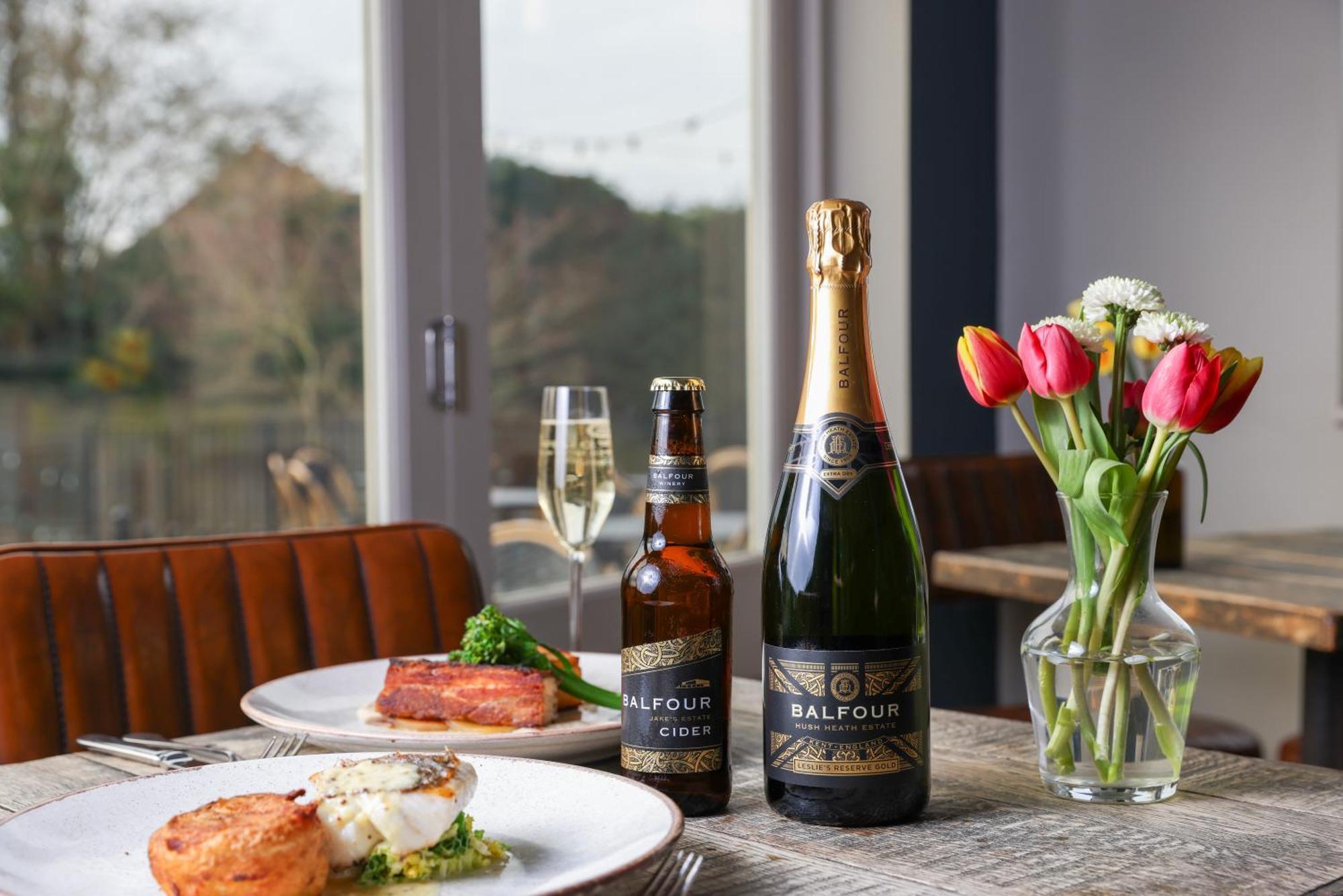 The Goudhurst Inn Dış mekan fotoğraf