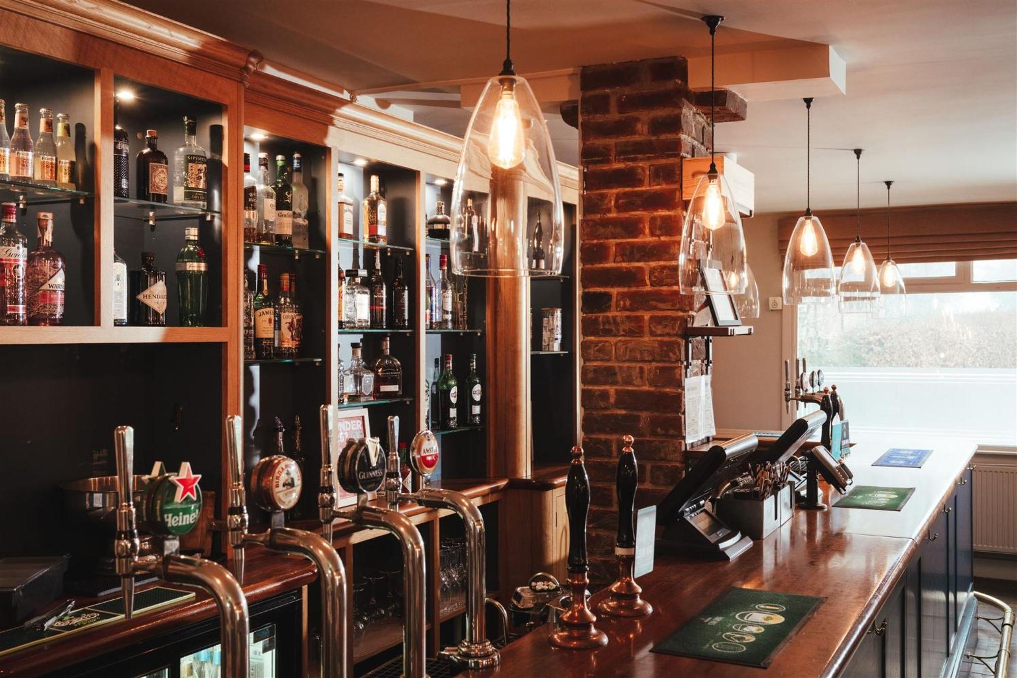 The Goudhurst Inn Dış mekan fotoğraf